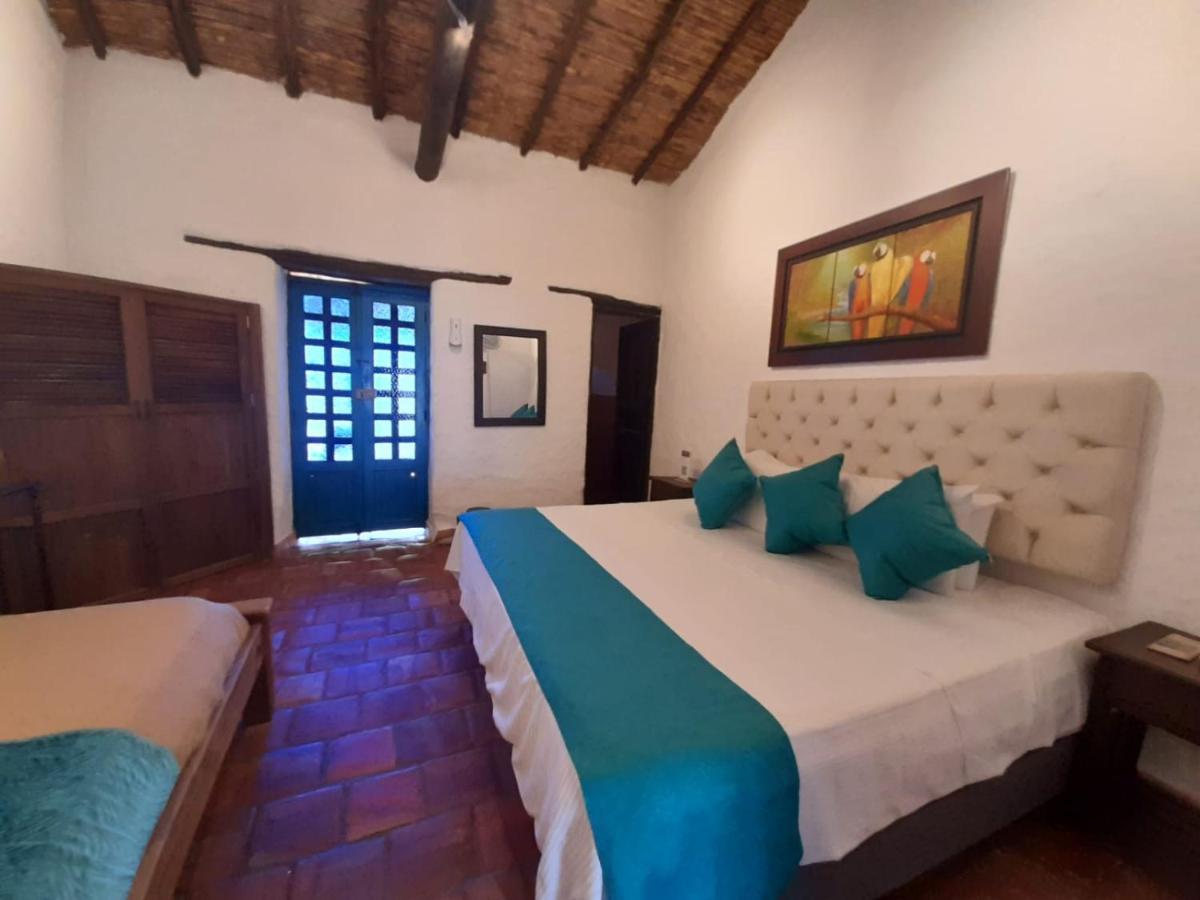 Hotel Santos De Piedra - Maranatha บาริชารา ภายนอก รูปภาพ