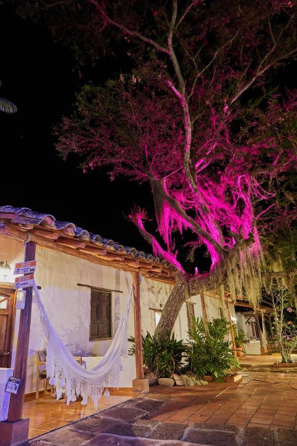 Hotel Santos De Piedra - Maranatha บาริชารา ภายนอก รูปภาพ