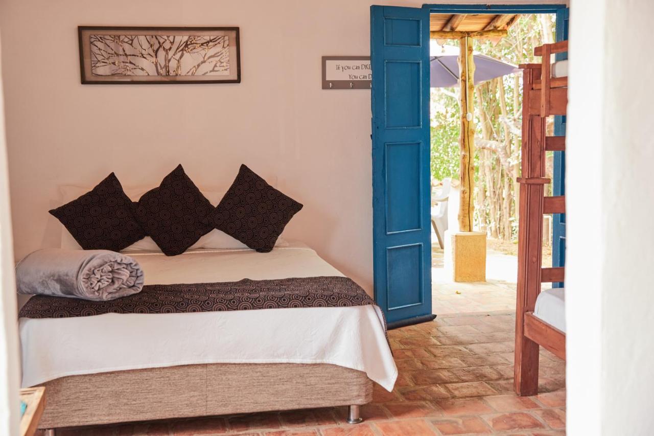 Hotel Santos De Piedra - Maranatha บาริชารา ภายนอก รูปภาพ