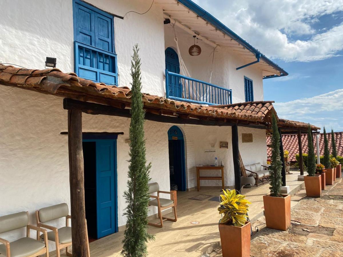 Hotel Santos De Piedra - Maranatha บาริชารา ภายนอก รูปภาพ